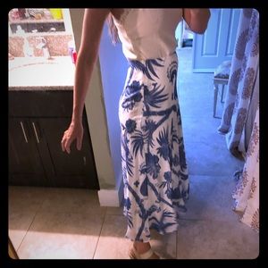 H&M skirt blue and white